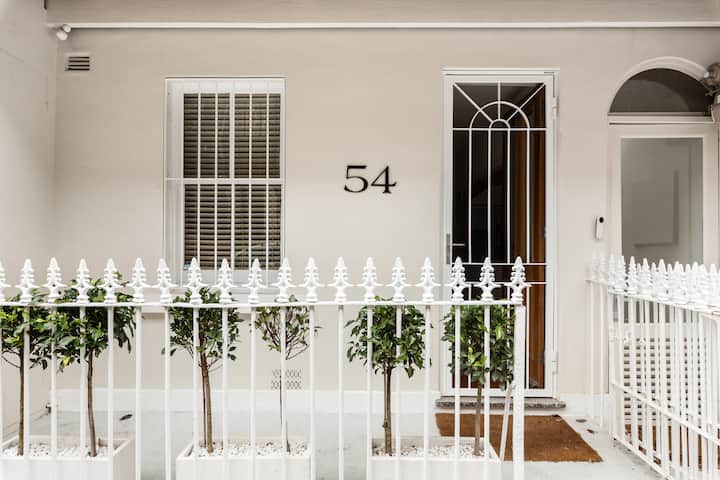 Perfectly situated in a vibrant neighbourhood, this beautiful residence offers a unique blend of historical charm and modern comforts for your stay, complete with your own private entrance.