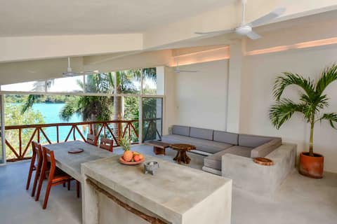Fully equipped lakefront villa