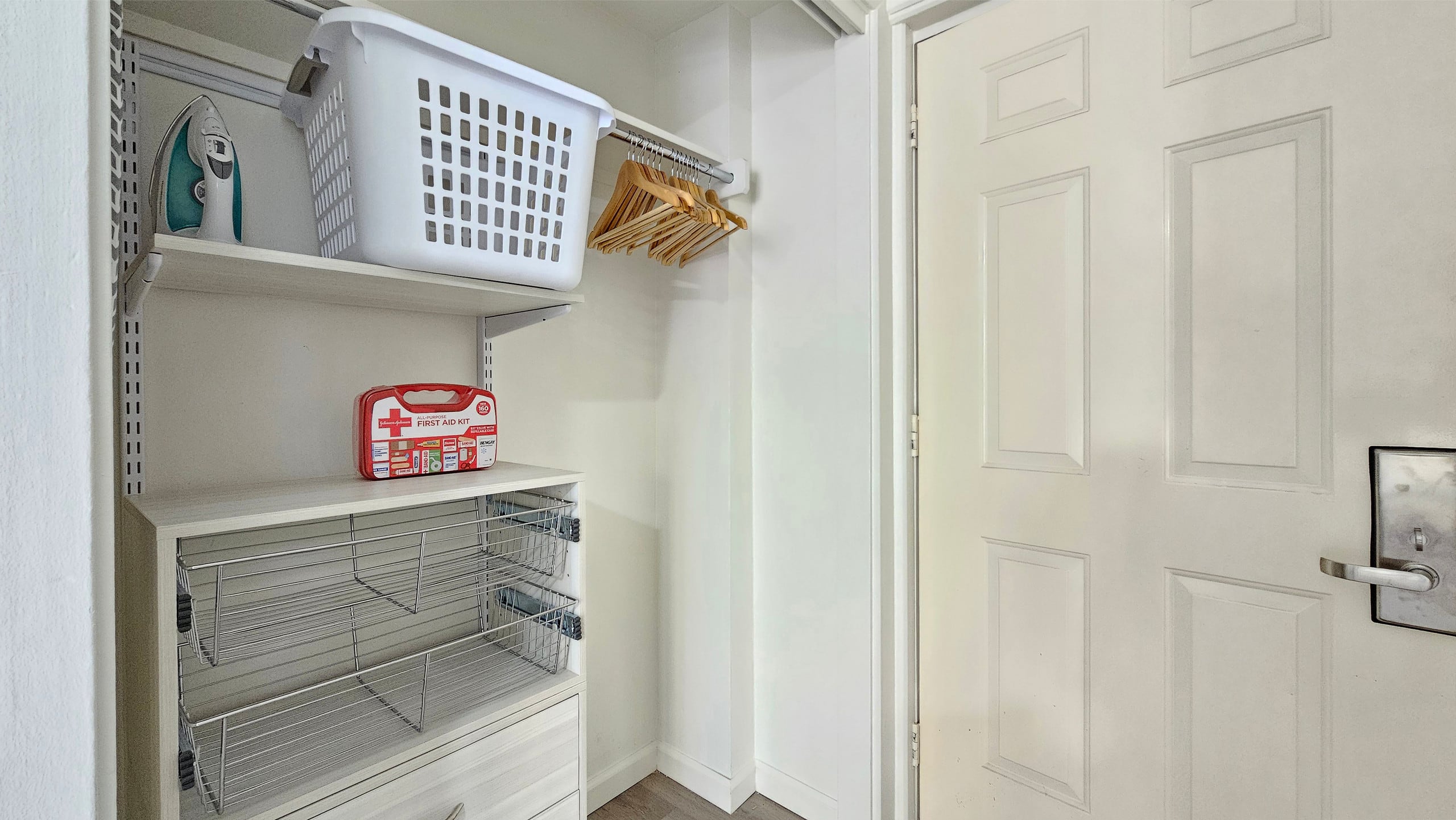 2412 PE St 201 1 block to Beach & Sleeper Sofa - Photo 21