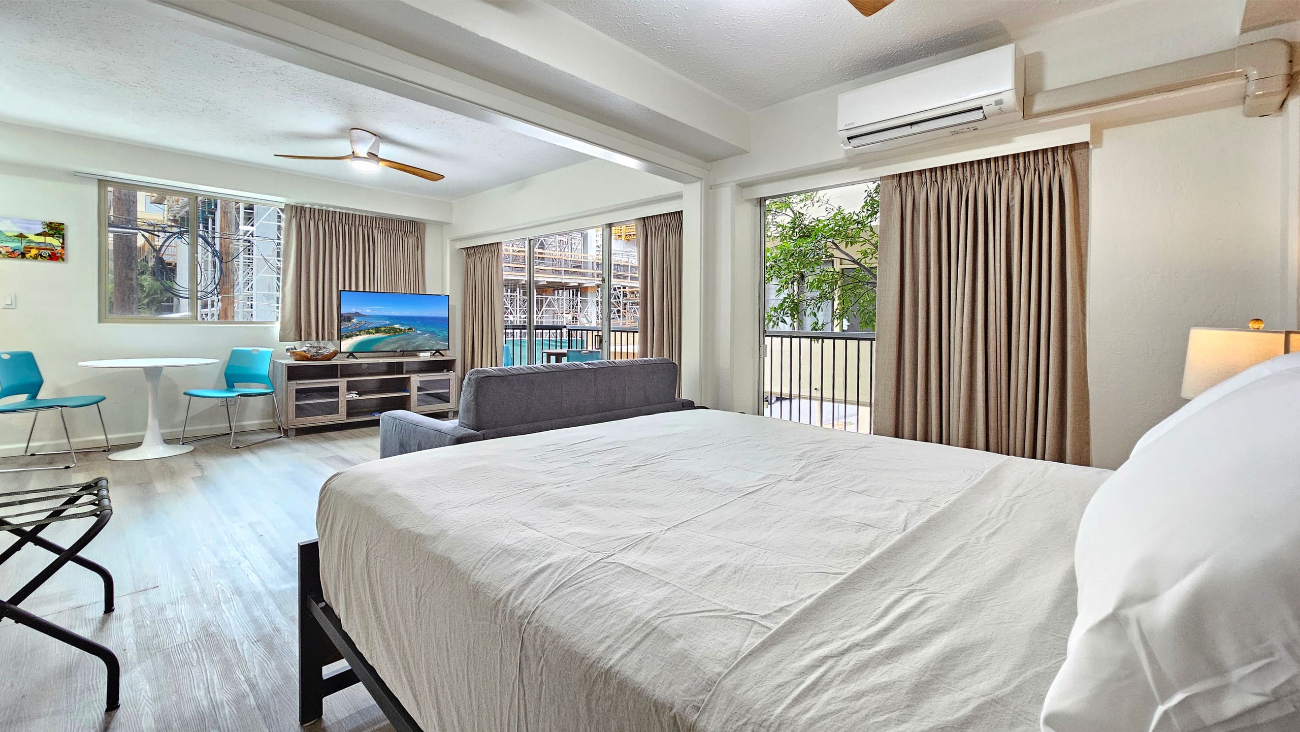 2412 PE St 201 1 block to Beach & Sleeper Sofa - Main photo