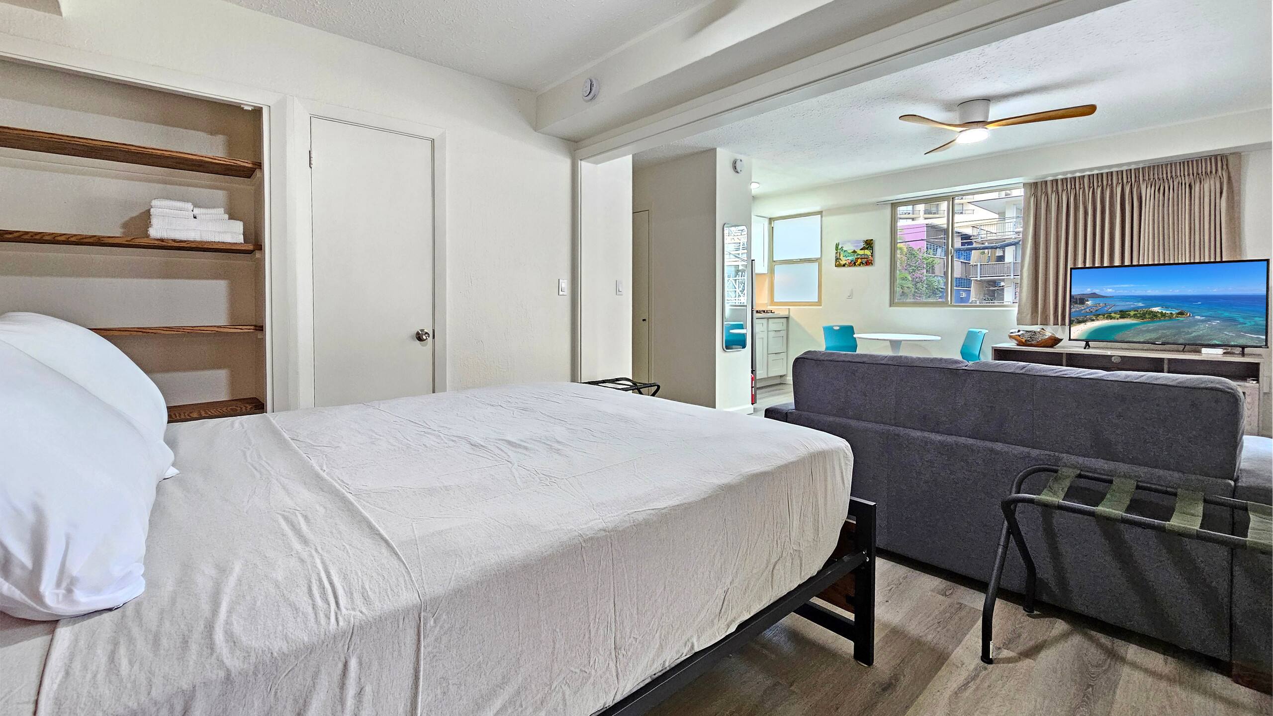 2412 PE St 201 1 block to Beach & Sleeper Sofa - Photo 20