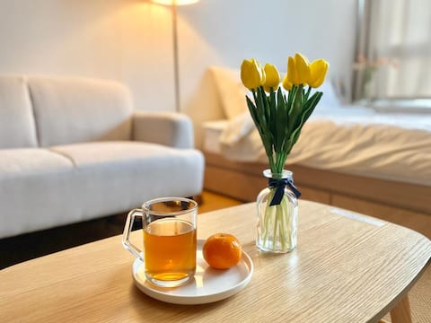 # Special discount # Central park # Beomgye Rodeo # 50-inch TV # Pyeongchon Station walk # Parking available # Indoor disinfection # Spacious space