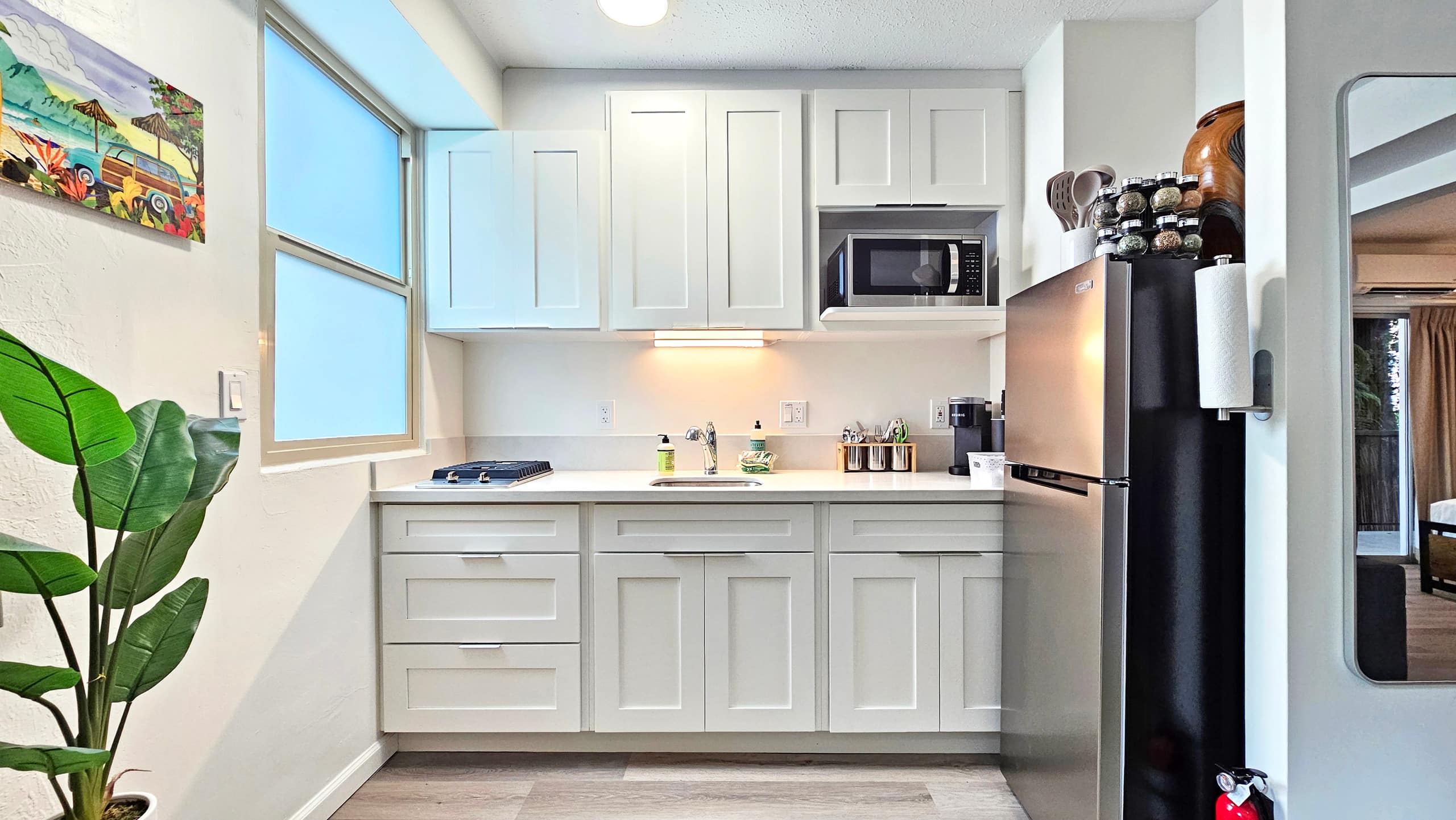 2412 PE St 202 King Bed, Kitchen, Sleeper Sofa - Photo 8