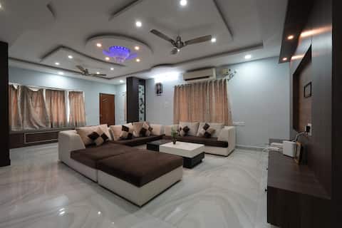 paradise villas Duplex 5bhk HomeStay Incl Hall A/C