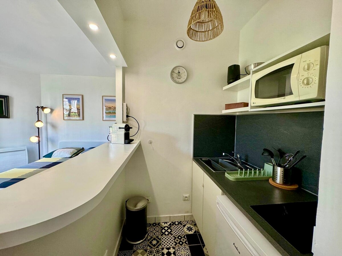 Successful Airbnb property: Studio cosy in Fontainebleau