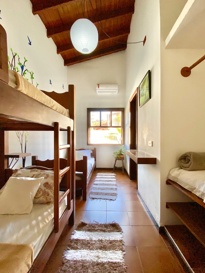 Saíra Suite 7 boja s krevetom na kat, pomoćnim krevetom i klima-uređajem, toplo/hladno.