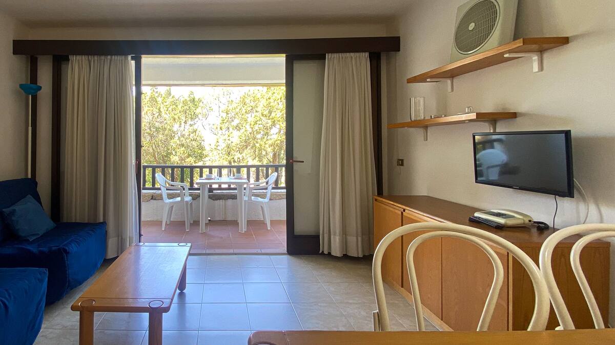 Apartment with Pool and lush Gardens foto 16