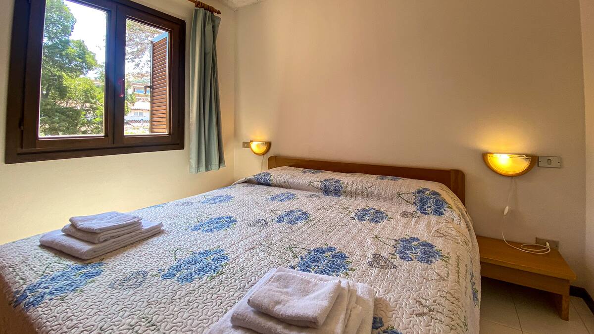 [2min Porto Turistico] - Yachts & Luxury Boutiques foto 4