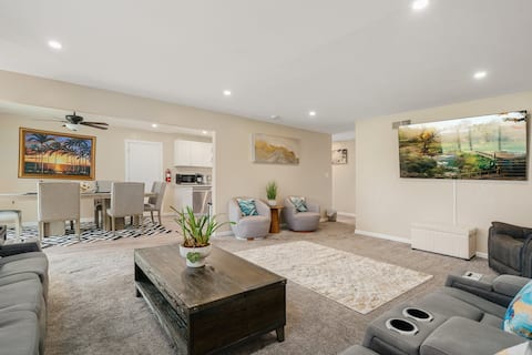 Knott's Retreat- Near Disneyland, Family-friendly.