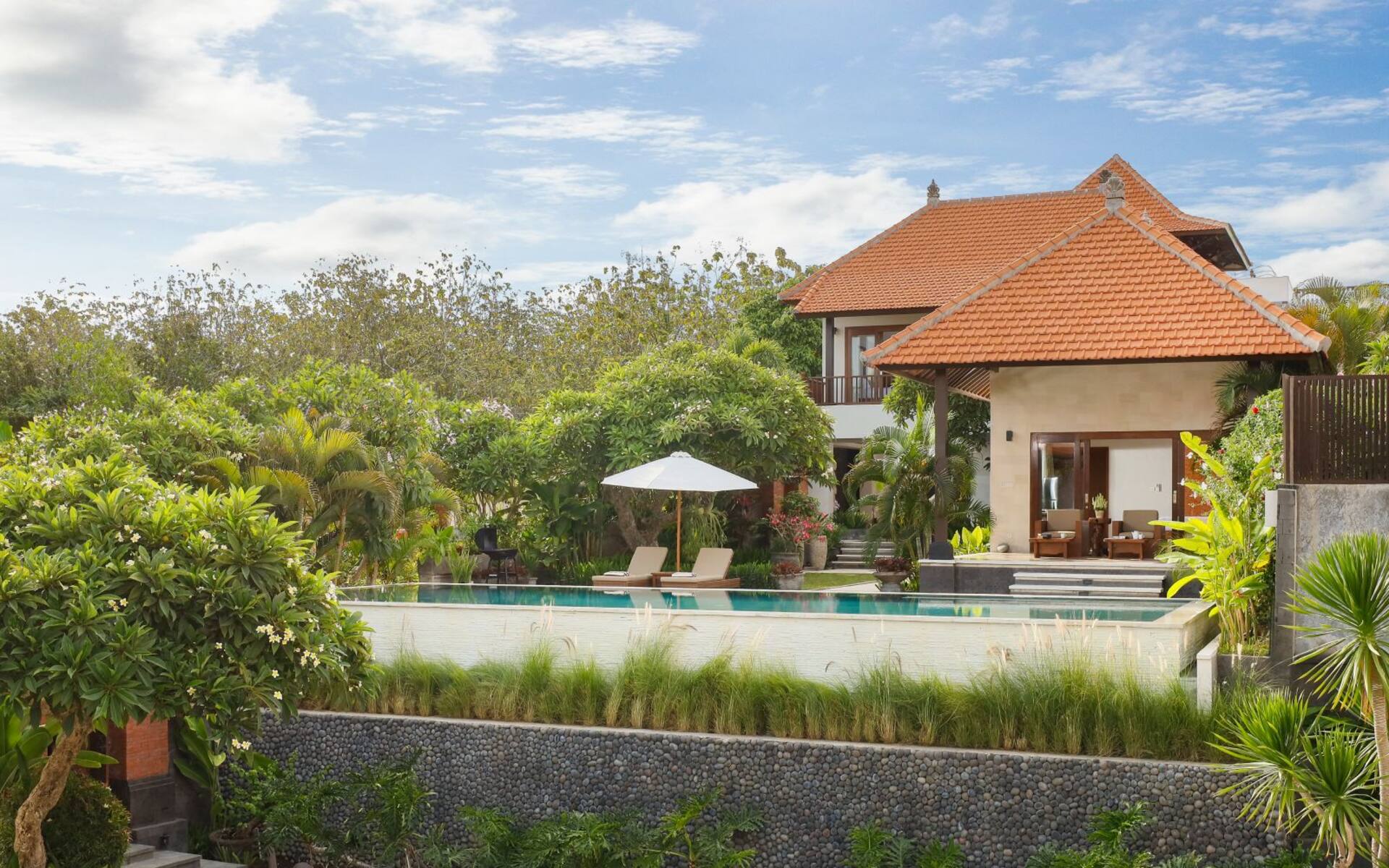 Snug Tropical Gathering 6 Bedroom Private Villa in Canggu 2