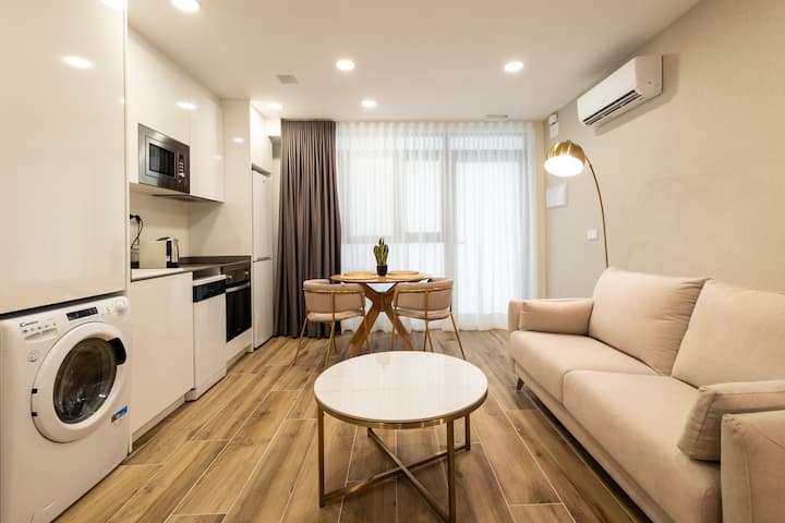 Cortes Suites B By Concept Flats - Puebla de Farnáls