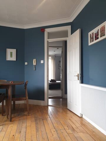 The Heart of Dublin|Historic 2BR gallery image 2