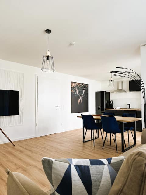 *AMAO-Indigo/62qm/Parking/Lift/Up 12 Guests 2Apt