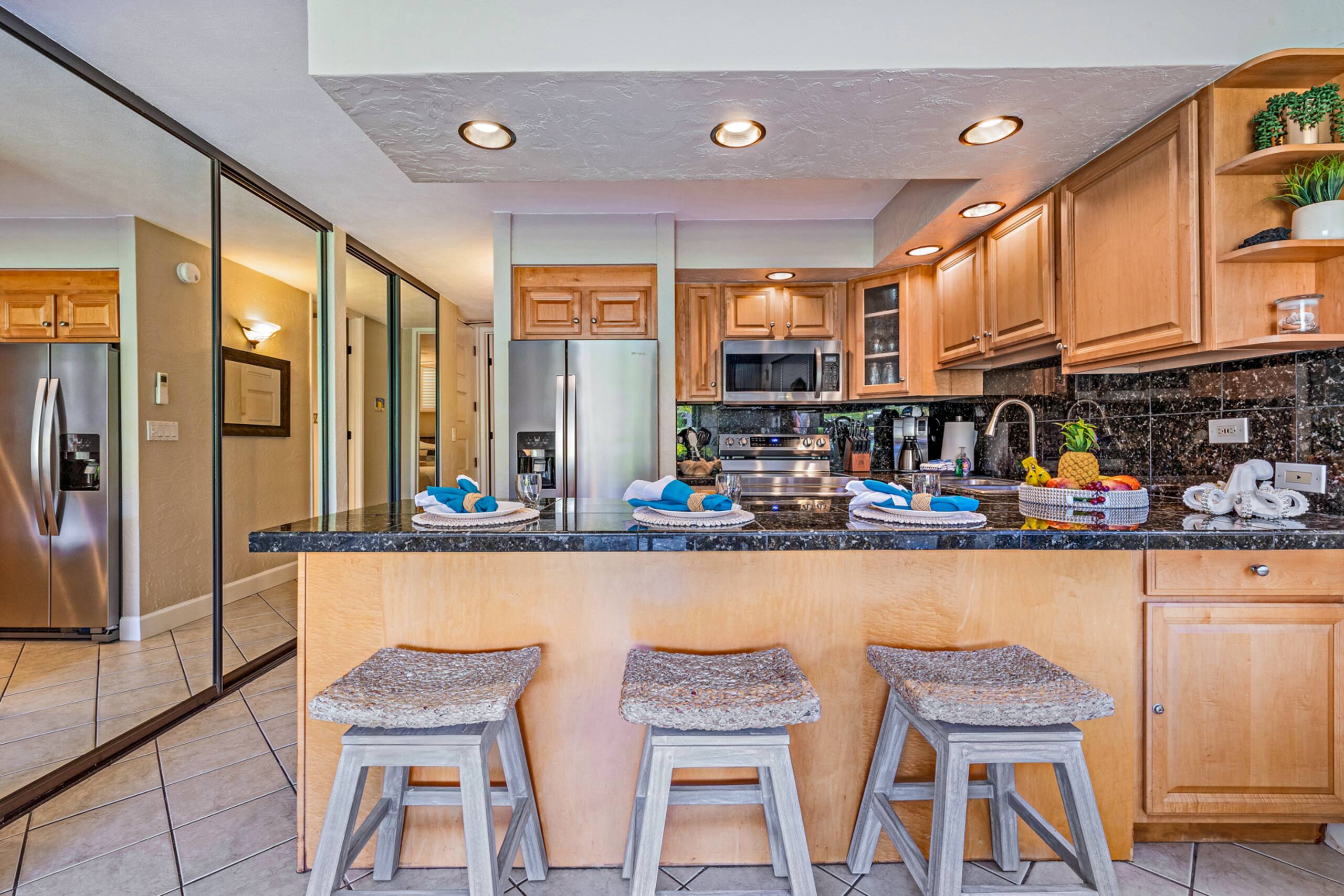 Condo in Lahaina · ★4.8 · 1 bedroom · 2 beds · 1 bath - Image 32