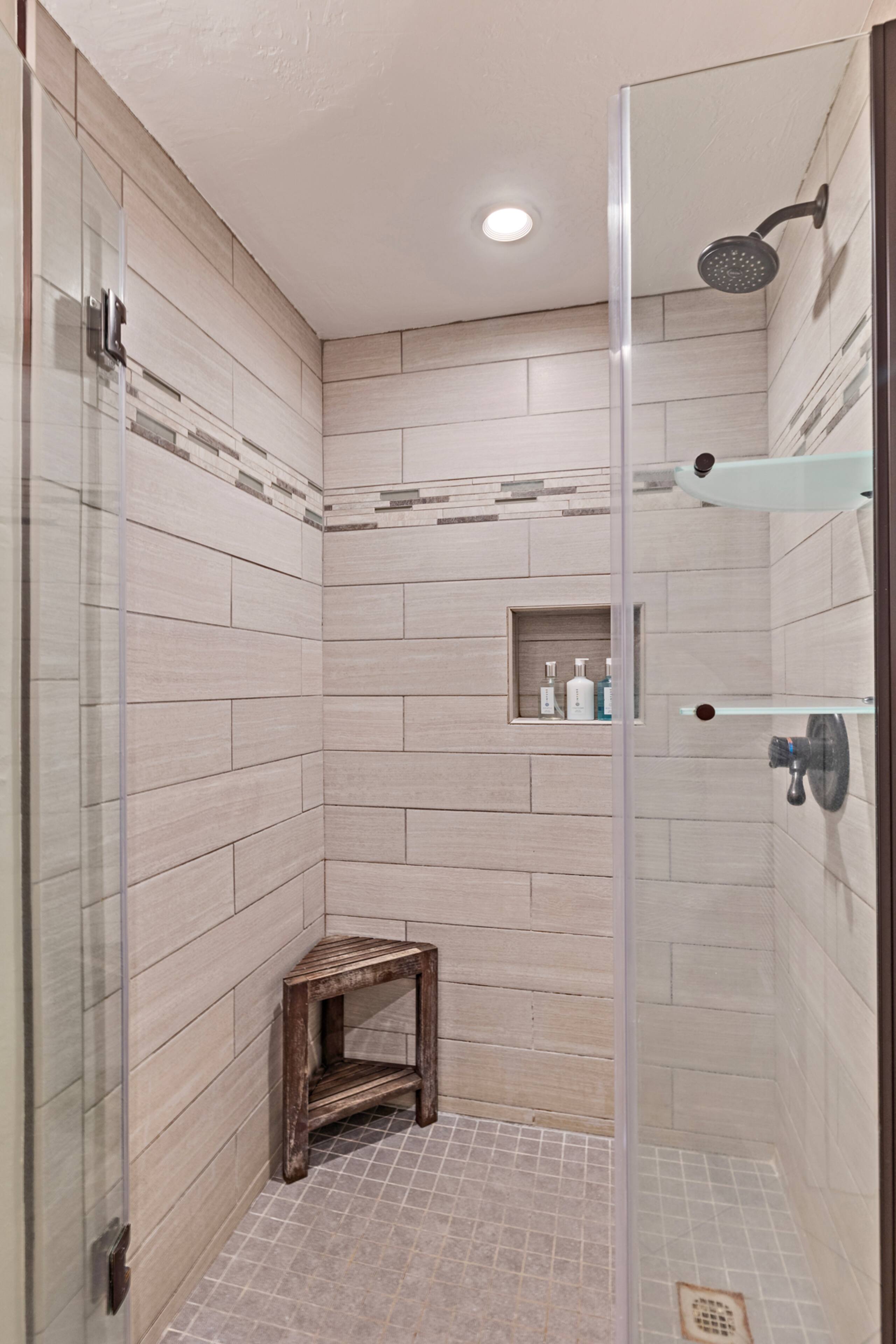 Condo in Lahaina · ★4.8 · 1 bedroom · 2 beds · 1 bath - Image 18