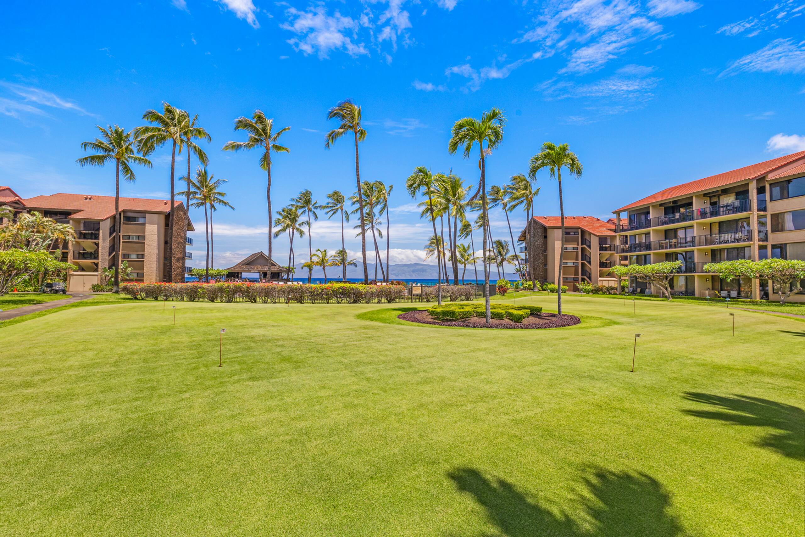 Condo in Lahaina · ★4.8 · 1 bedroom · 2 beds · 1 bath - Image 13
