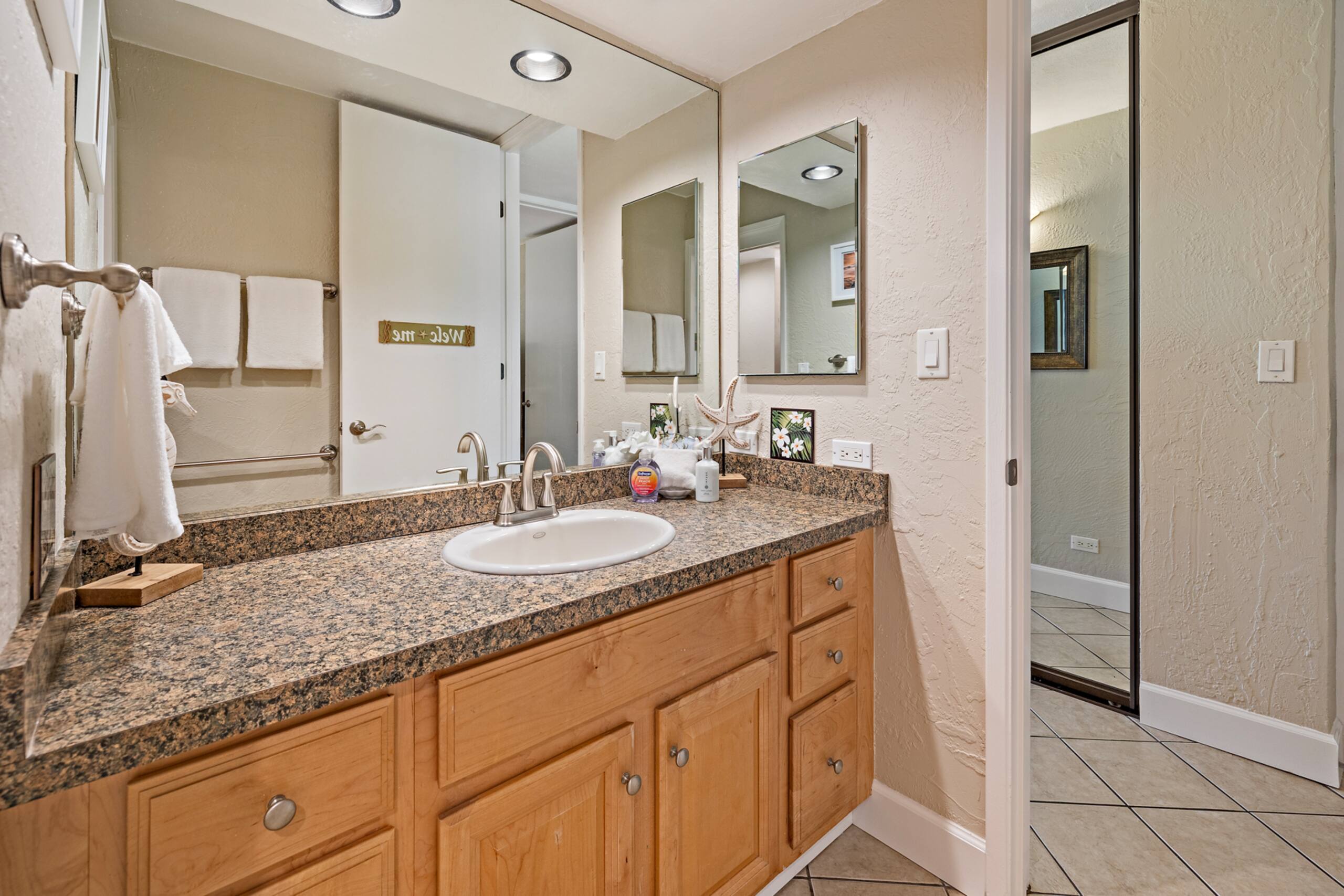 Condo in Lahaina · ★4.8 · 1 bedroom · 2 beds · 1 bath - Image 20