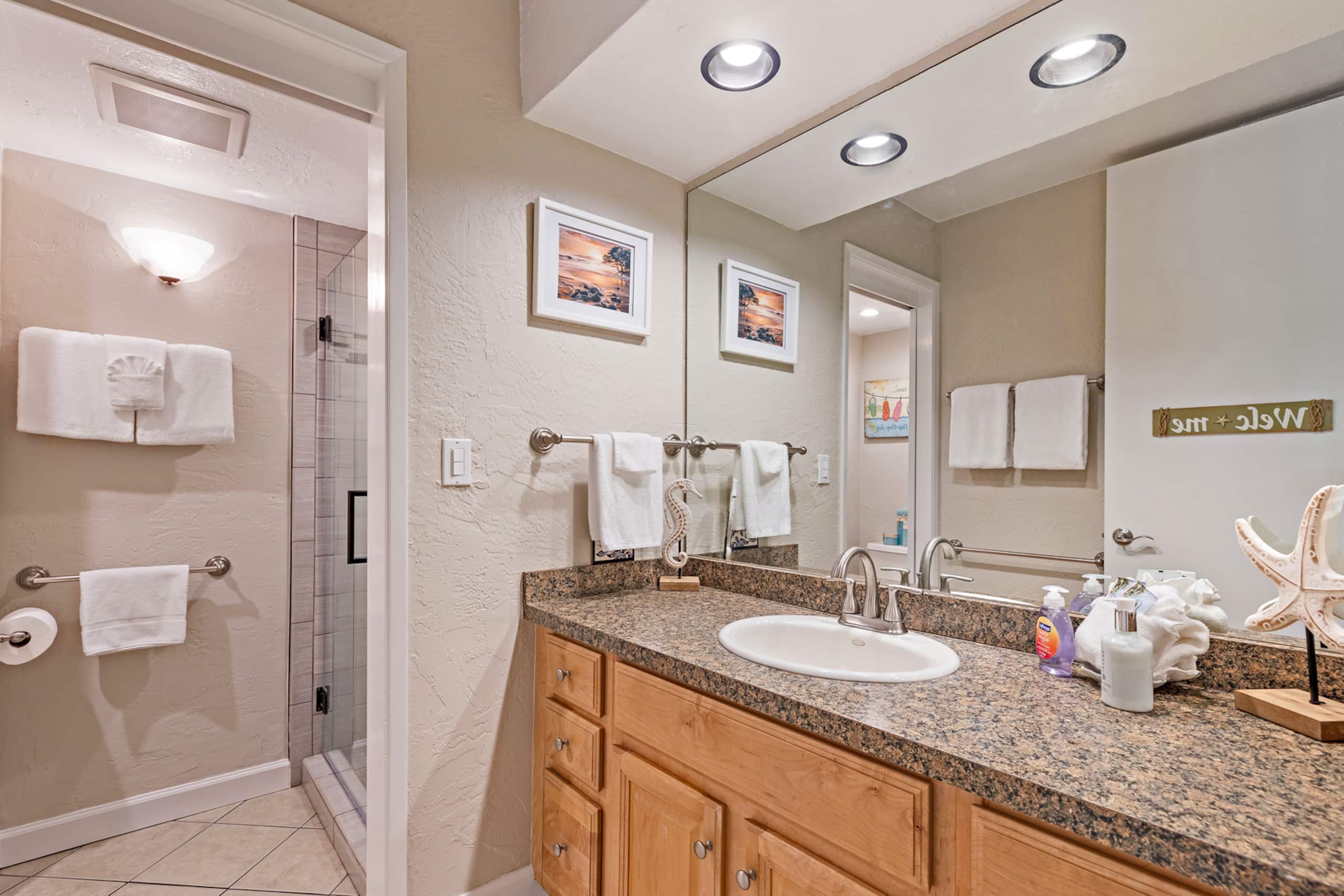 Condo in Lahaina · ★4.8 · 1 bedroom · 2 beds · 1 bath - Image 21