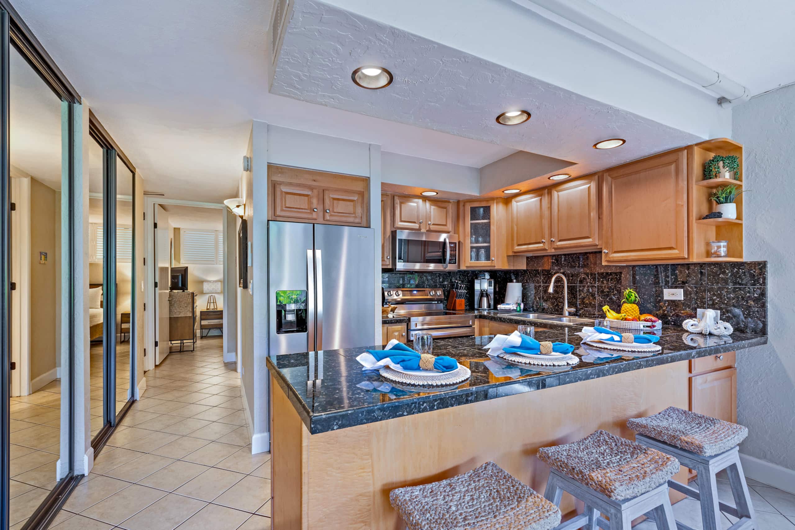 Condo in Lahaina · ★4.8 · 1 bedroom · 2 beds · 1 bath - Image 31
