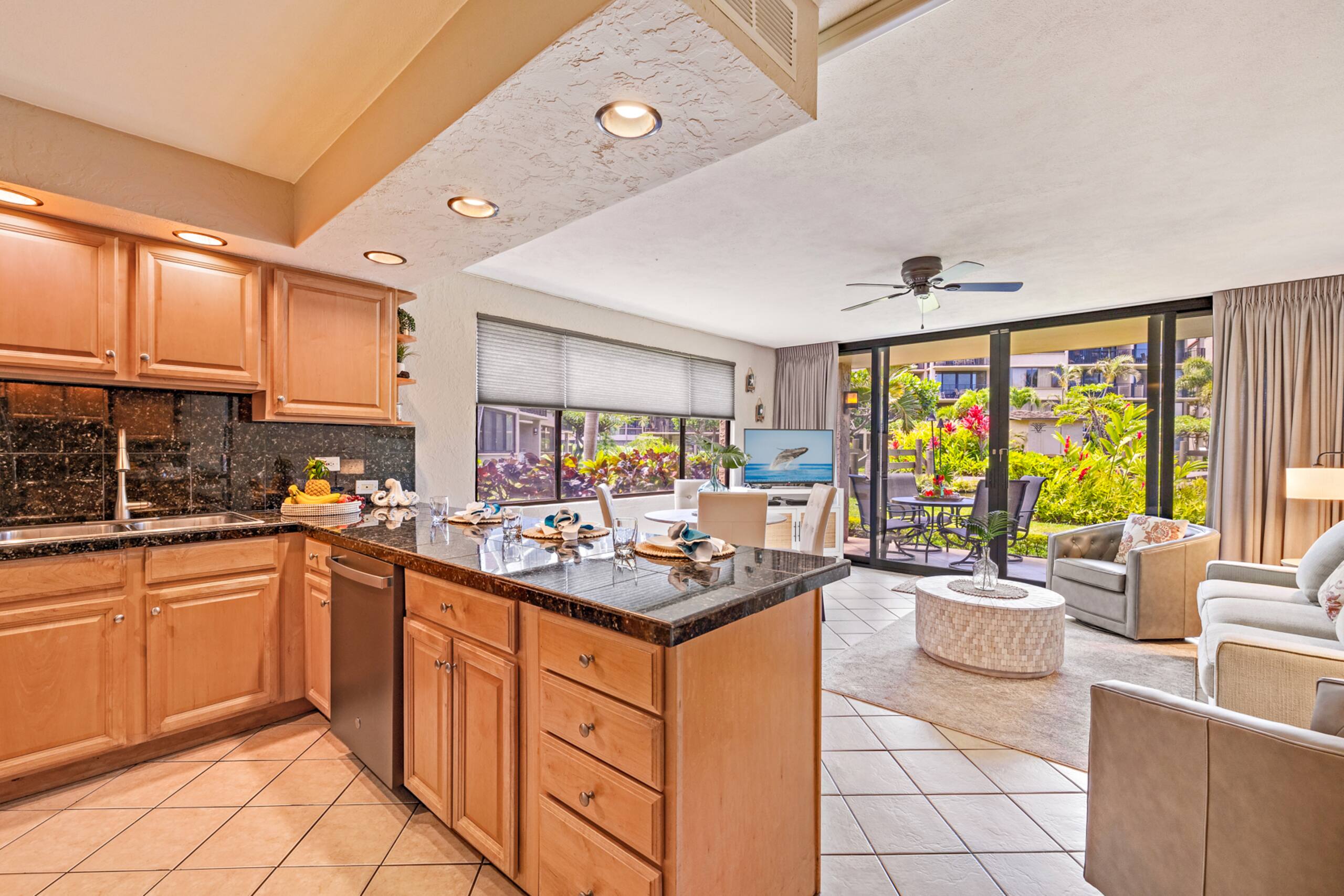 Condo in Lahaina · ★4.8 · 1 bedroom · 2 beds · 1 bath - Image 27