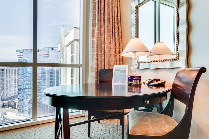 Jet ADJ Studio Balcony Signature Condo Hotel gallery image 5