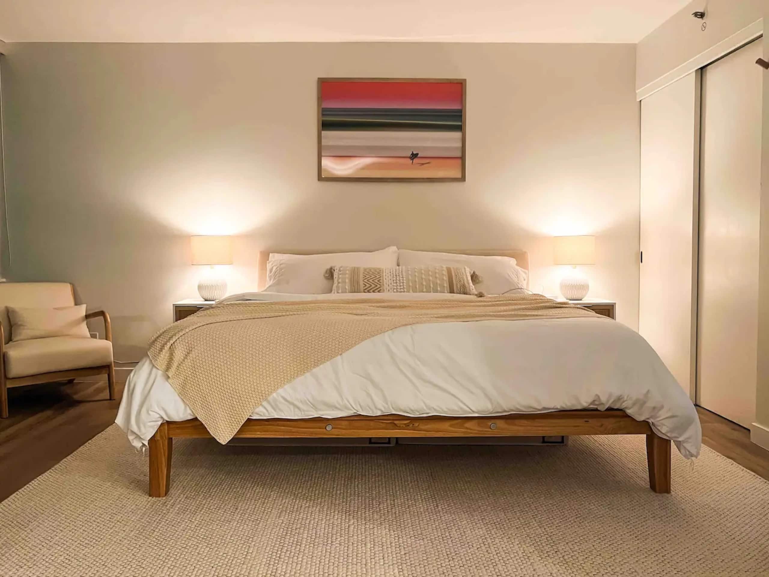Condo in Honolulu · ★5.0 · 1 bedroom · 1 bed · 1 private bath - Image 13