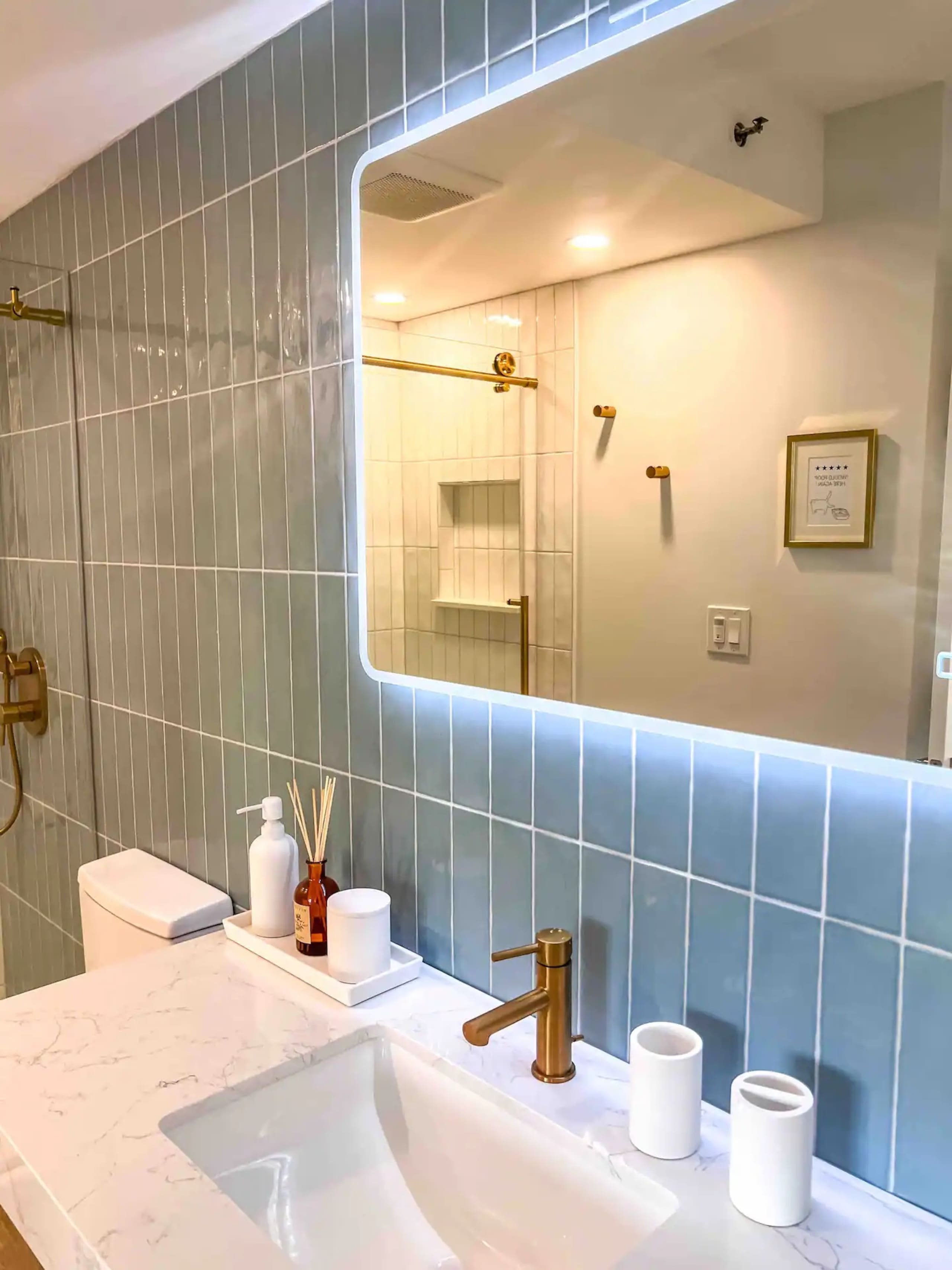 Condo in Honolulu · ★5.0 · 1 bedroom · 1 bed · 1 private bath - Image 15