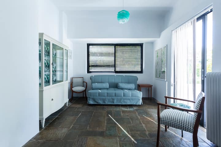 მისაღები ოთახი