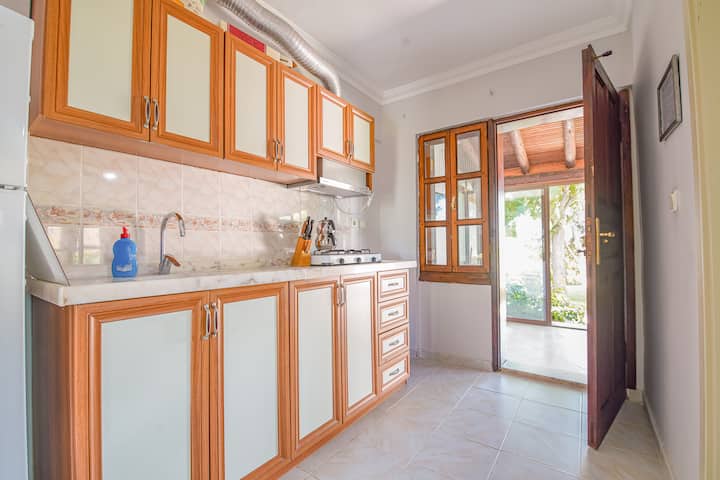 Mine Tatil Evi-manolya Apart - Bozcaada