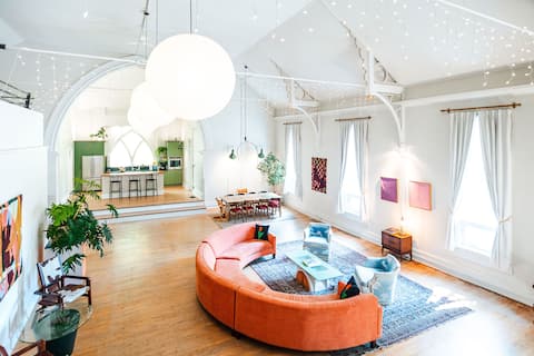 Successful Airbnb property: Find Your Sanctuary at The Church in Helena