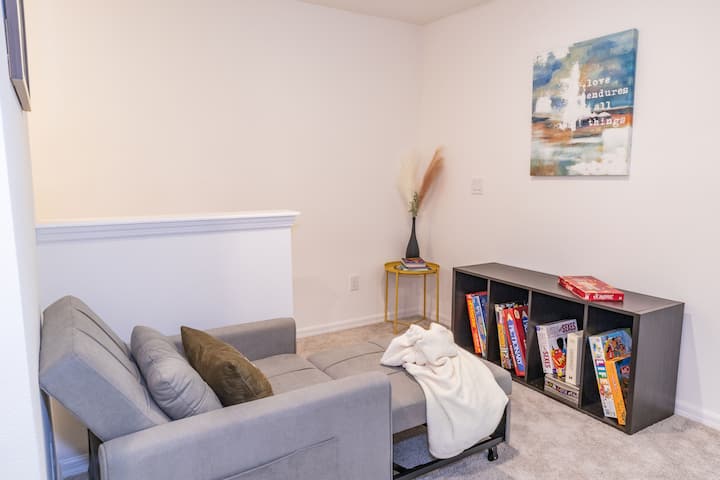 Beautiful House And Free Tickets To Mirada Lagoon! - Dade City, FL