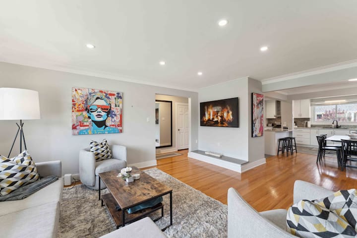 Artistic & Trendy 4 Bedroom Home