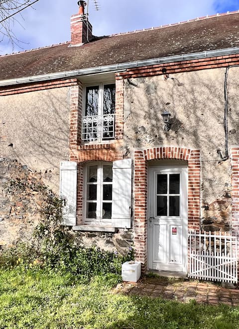 2 steps from the lake: charm, comfort, Wi-Fi and garden