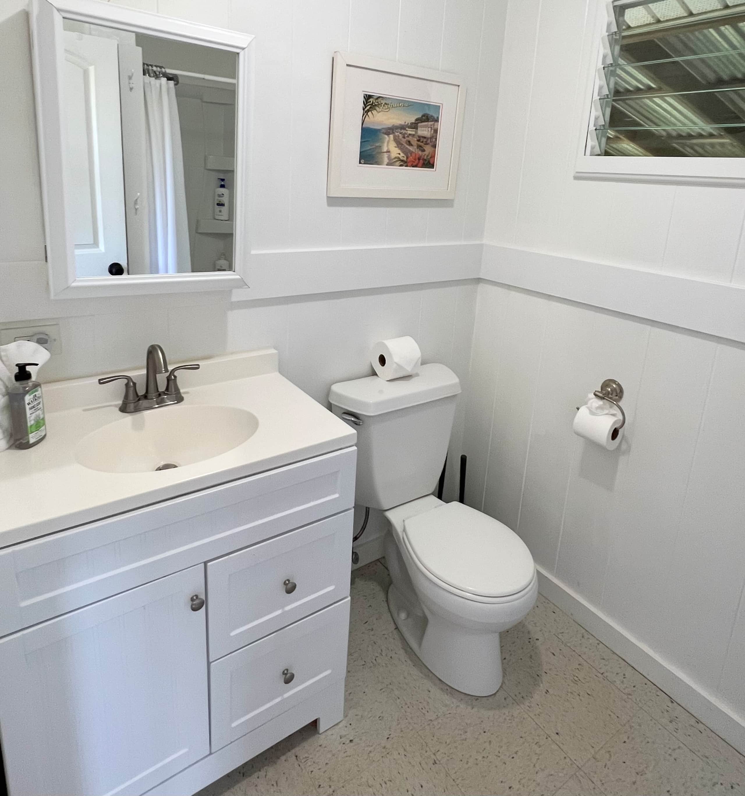 Great Location, 1 BR Beachy, VERY CLEAN Cottage - Image 6