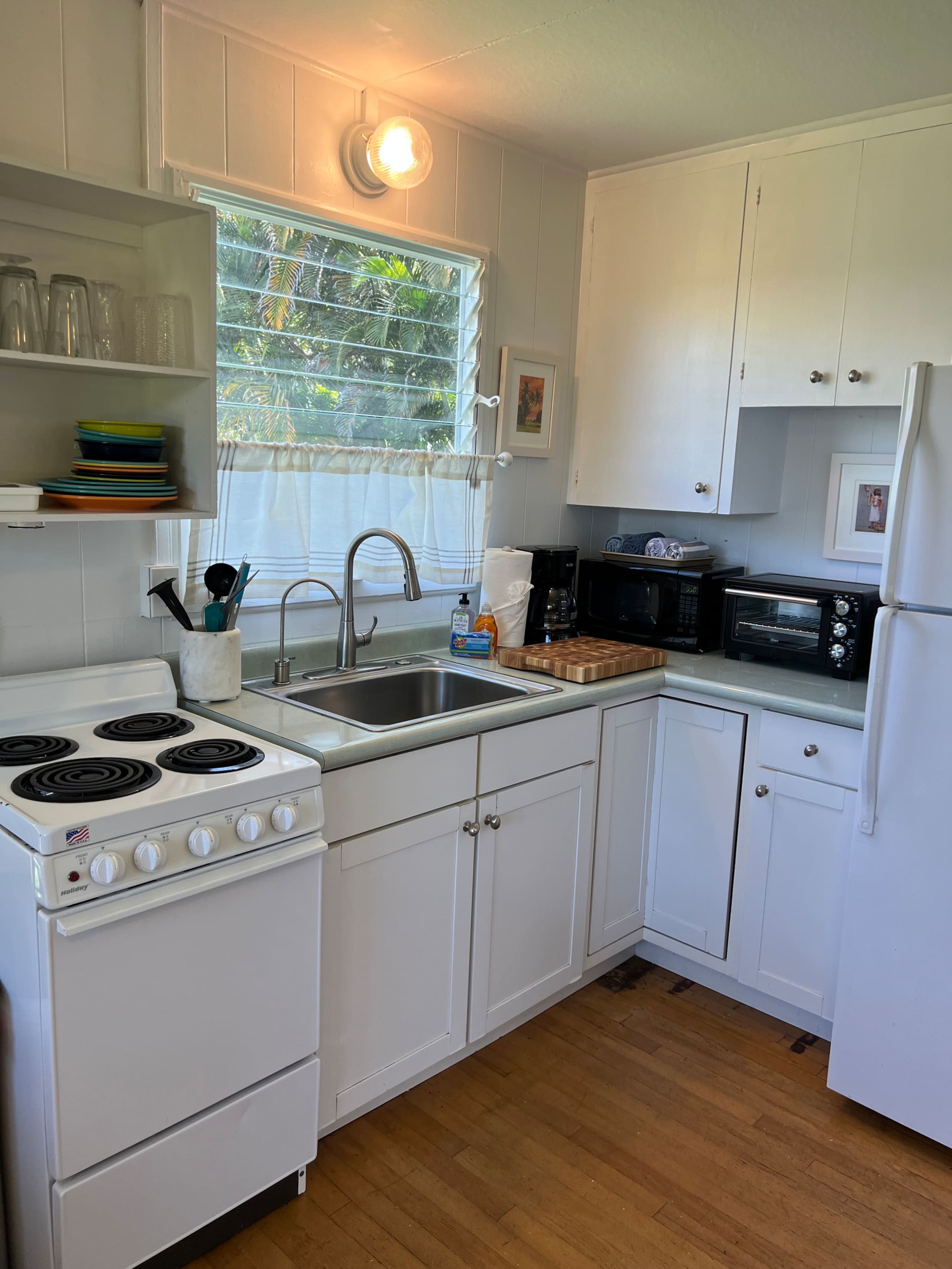 Great Location, 1 BR Beachy, VERY CLEAN Cottage - Image 4
