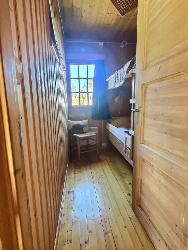 غرفة النوم 2