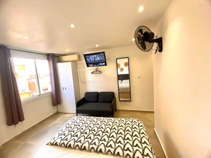 1 Gran Estudio Nuevo Frente Al Metro De Bcn - Molins de Rei