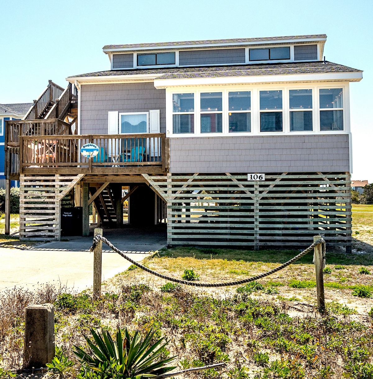 Charming Oceanside Cottage Steps from the Beach