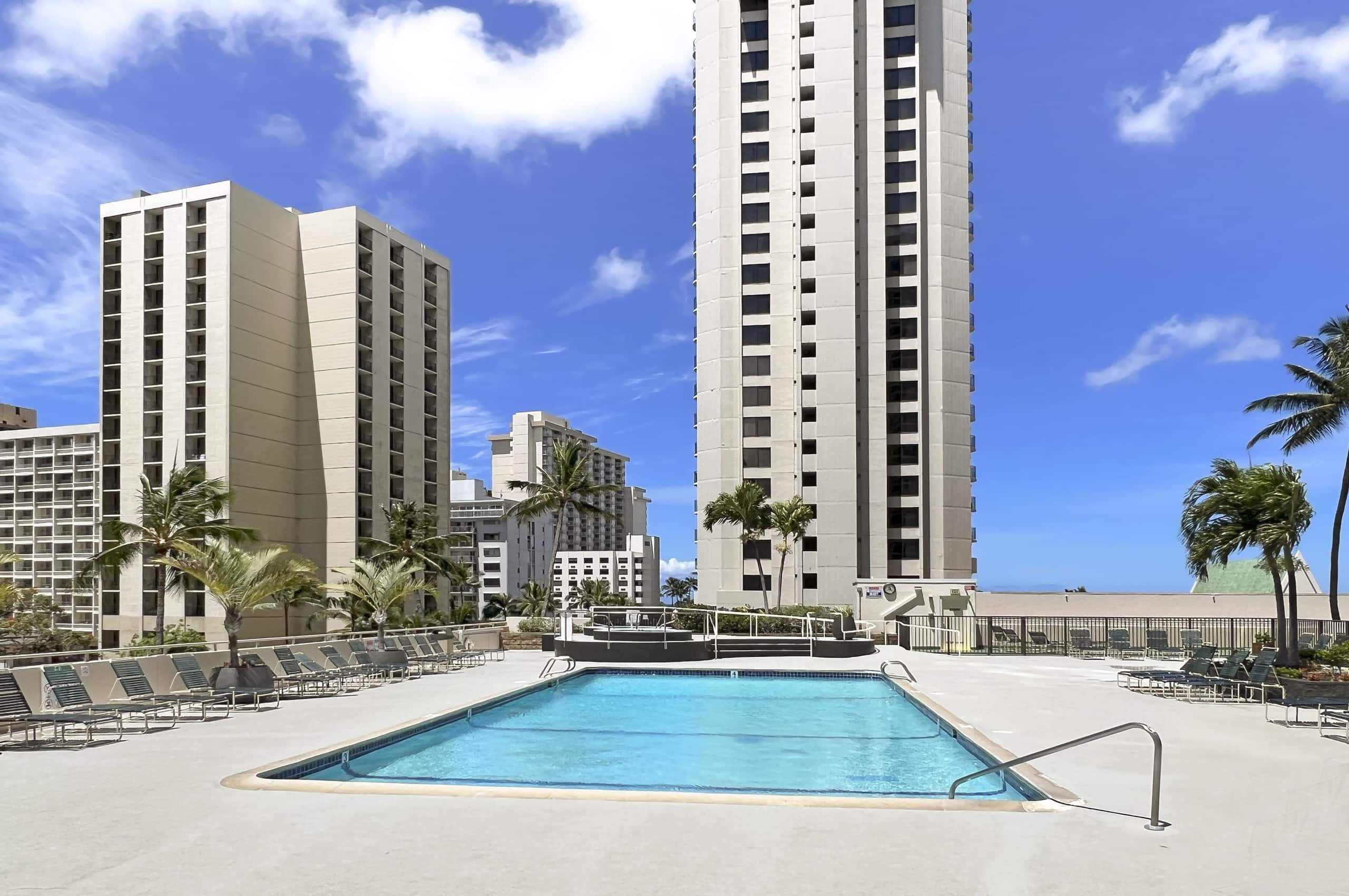 Condo in Honolulu · ★4.81 · 1 bedroom · 3 beds · 1 bath - Image 34