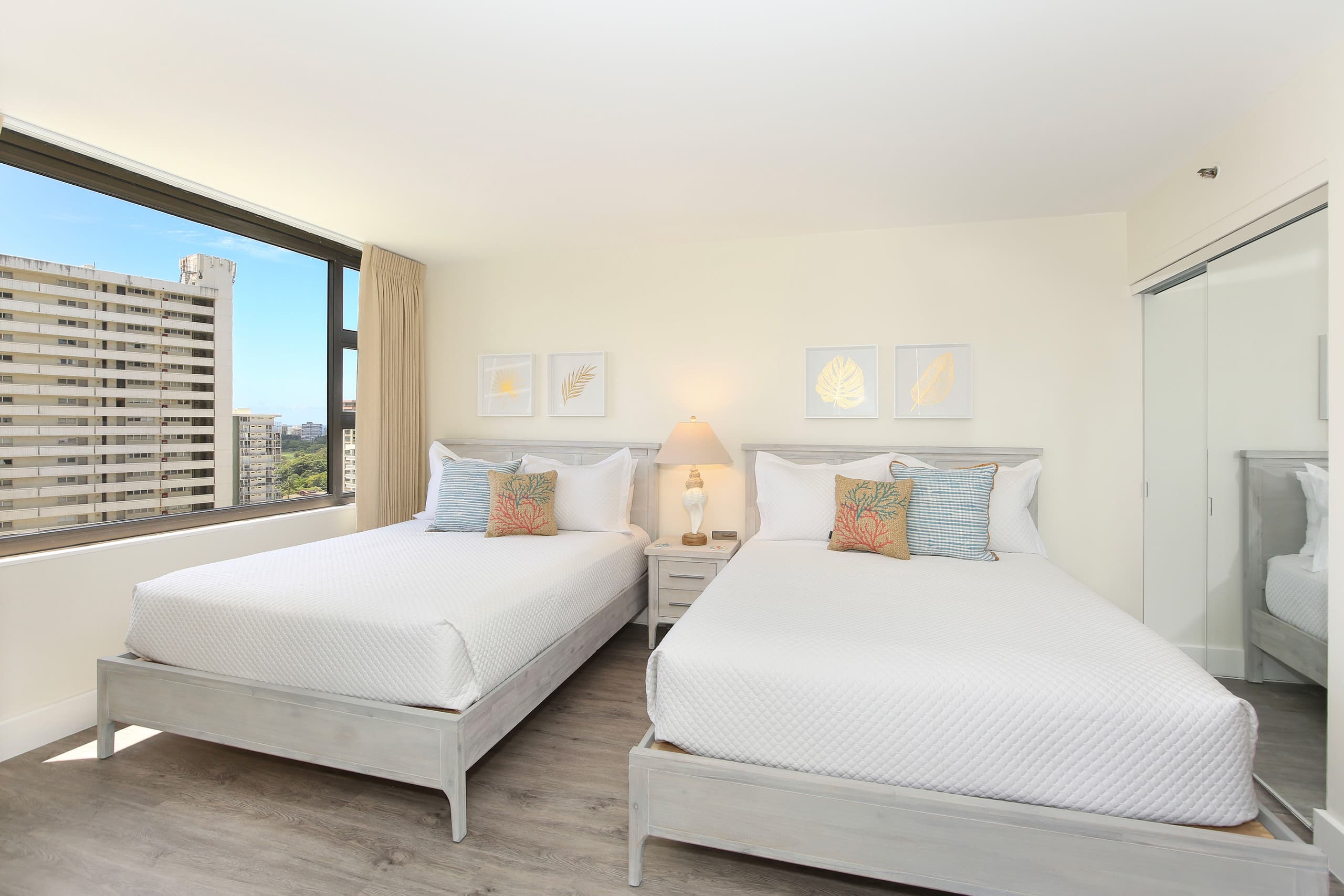 Condo in Honolulu · ★4.81 · 1 bedroom · 3 beds · 1 bath - Image 17