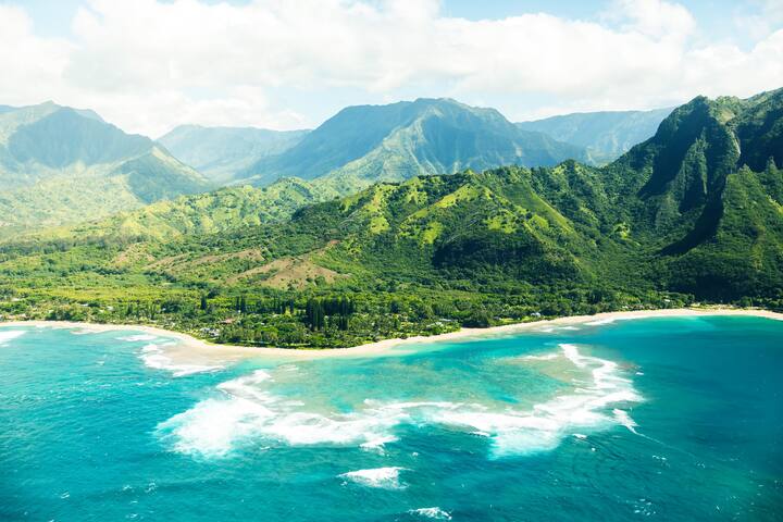 New! Haena A-frame home – next to Tunnels Beach gallery image 3