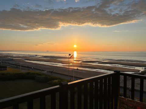 Airbnb performant: Cozy, sea view, heated pool! à Cabourg