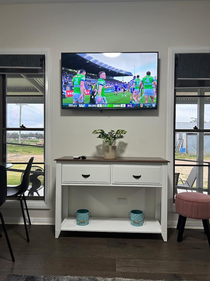 The Ponderosa Farm Stay - Dubbo