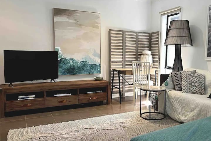 Peaceful Coastal Getaway