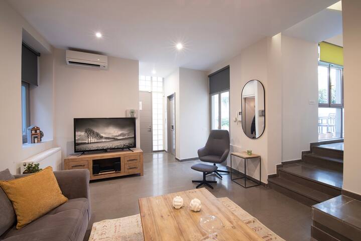 VILLA OLIVIA Philopappou gallery image 5