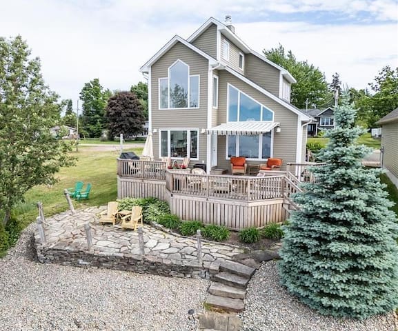 Waterfront escape in Shediac