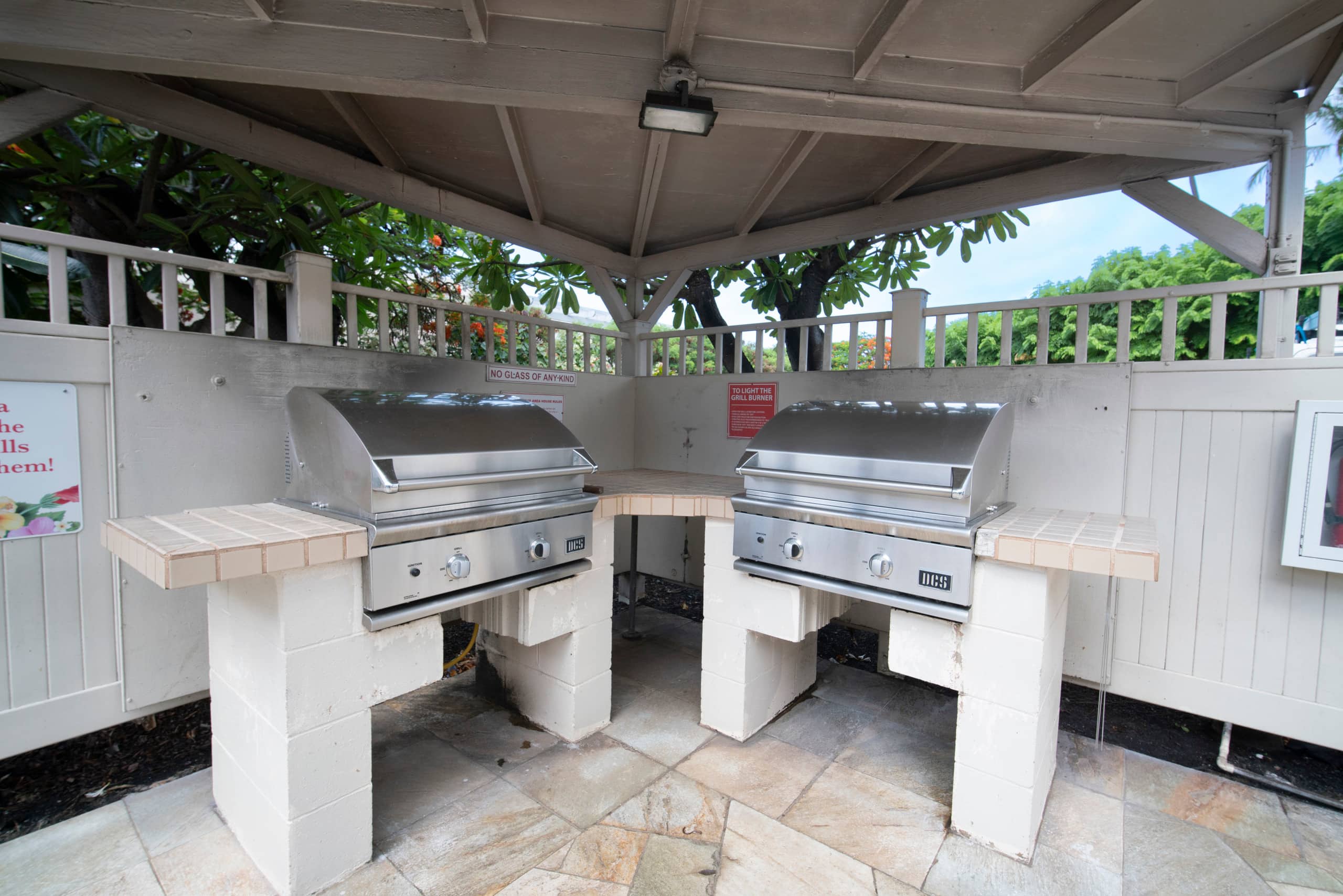 Locally owned, 1 BR w/ AC. Walk to the beach! - Image 26