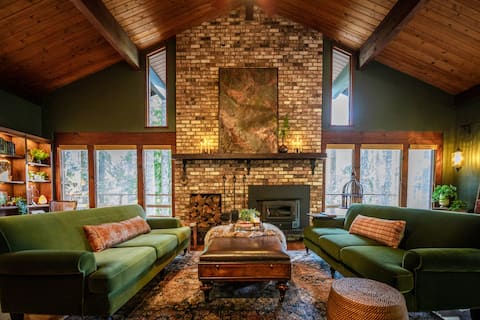 The Sko Cove at Lake Cushman