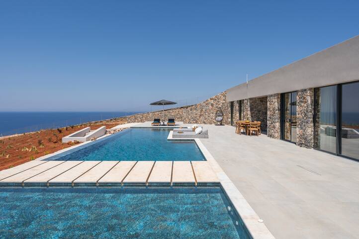 Astelia Villa gallery image 5