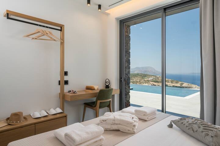 Astelia Villa gallery image 4